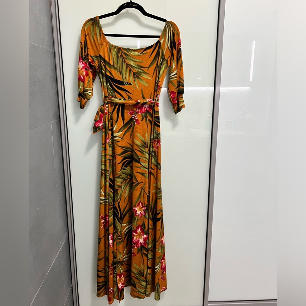 Long Floral dress |